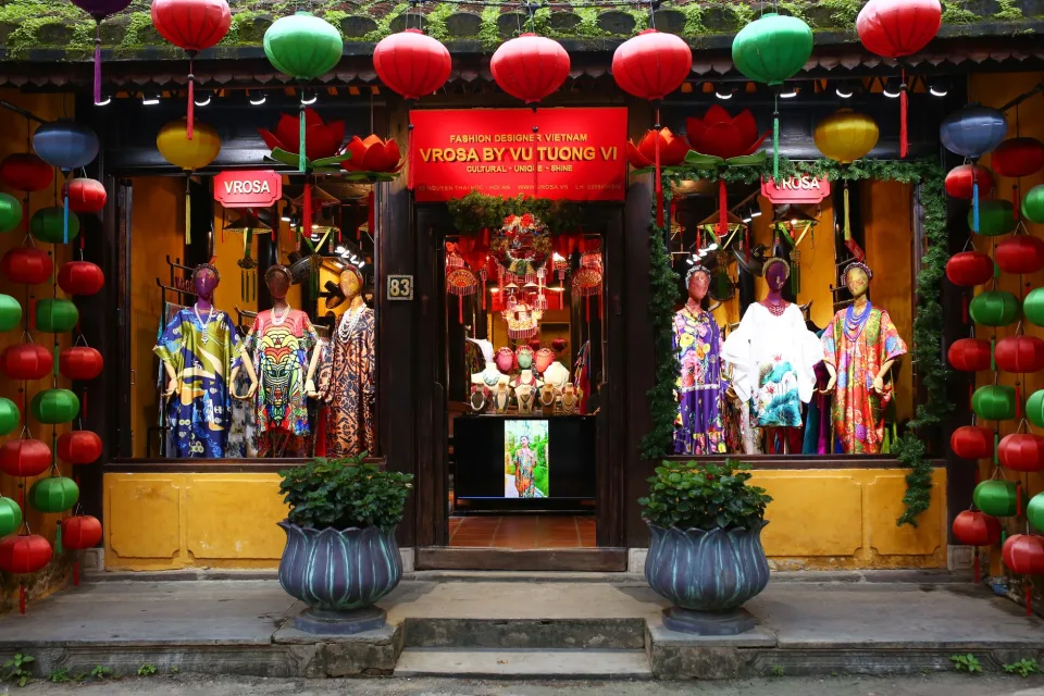 Góc máy may tại Shop Cô Hà